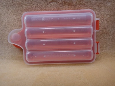 Vaporera para microondas Nordic Ware Hot Dog - Hecha en EE. UU. Foto 1 de 4
