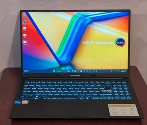 ASUS Vivobook 15 OLED (Core i5-13500H, 16GB RAM, 1TB SSD) Laptop (Black) - Picture 1 of 17