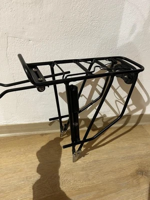 Gepäckträger 28 Zoll schwarz NEU - Bild 1 von 2