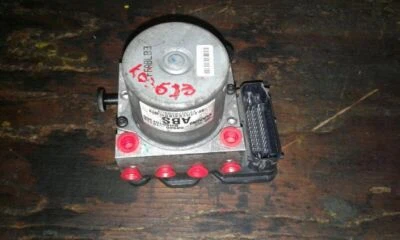 Conjunto de bomba de freno antibloqueo ABS 09-11 Hyundai Accent 10-11 Kia Rio 1,6 L OEM Foto 1 de 4