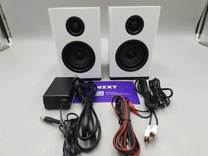 NZXT Relay PC Gaming Desktop Speakers AP-SPKW2-US Bookshelf-Style Design - White - Photo 1/4
