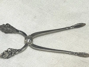 STUNNING GEORG JENSEN STERLING SILVER DENMARK SUGAR TONG - Picture 1 of 10