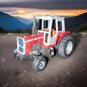 1:64 Massey Ferguson 699 Cabbed Tractor #2219D Red And Silver - Picture 1 of 5