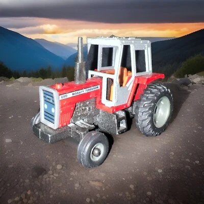 1:64 Massey Ferguson 699 Cabbed Tractor #2219D Red And Silver - Image 1 of 4