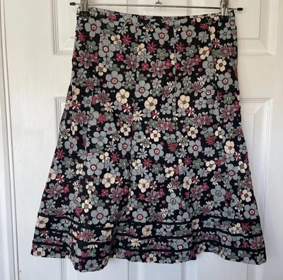 Warehouse Size 10 Floral Vintage Y2K 2000's loral A Line Skirt - Image 1 of 4