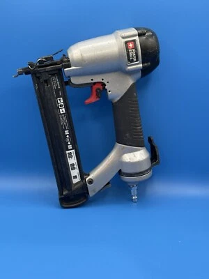 Porter Cable Brad Nailer 18 规格气动气动工具 BN138 — 第 1/4 张图片