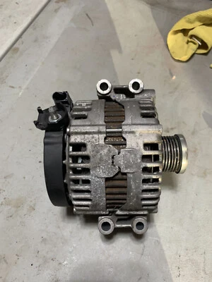 Alternador para BMW 335i 2007-2010 0121715016 Foto 1 de 4