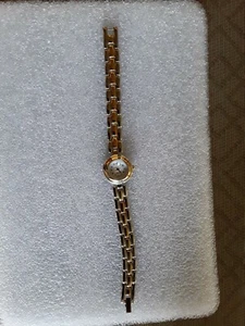 Damen Quarz Armbanduhr neue Batterie! "! HÄLT DIE PERFEKTE ZEIT!!! EG!! 5-7 W-4 - Bild 1 von 4