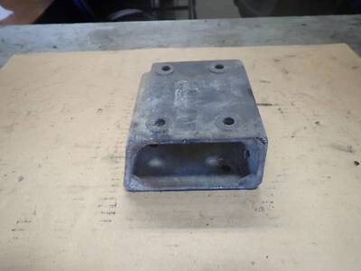 HUMMER 6.5L ENGINE MOUNT RH Right Hand Side M998A1 12339133 - Image 1 of 4