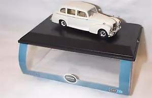 Humber Pullman Limousine old English White 1-43 New in Case HPL004 - Picture 1 of 1