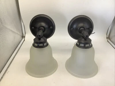 "2 luces de aplique acabado bronce 9x7x8"" cableado duro usado en excelente estado" Foto 1 de 4