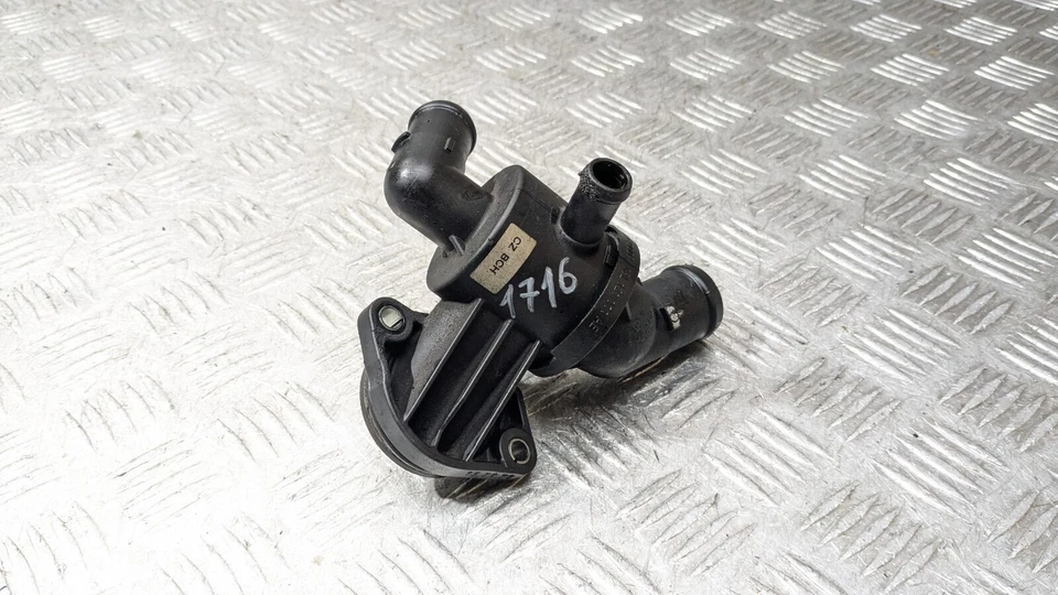 CARCASA TERMOSTATO VOLKSWAGEN TIGUAN 5N MK1 2.0 TDI CFFB - CFF DIÉSEL 2011 Foto 1 de 4