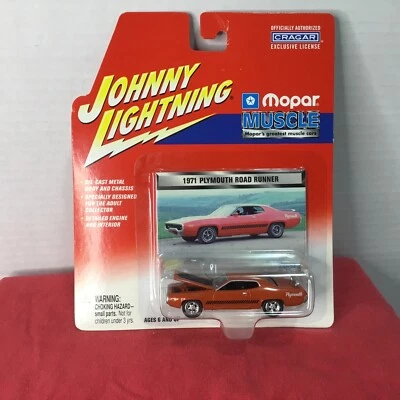 Johnny Lightning Mopar Muscle 1971 Plymouth Road Runner Foto 1 de 3