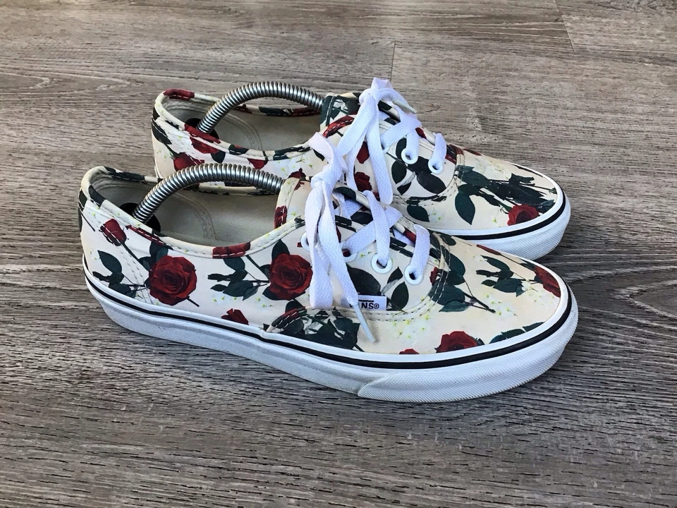 VANS Auténticos Zapatos Mujer Talla 7.5/Hombre 6 Rosas Flor Floral Patín Foto 1 de 4
