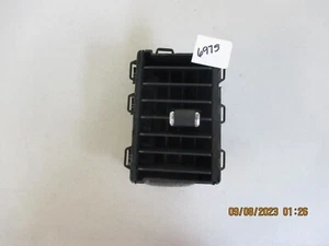 2021-23Ford F150 LH Center AC Vent ML3B-19C682-A - Picture 1 of 3