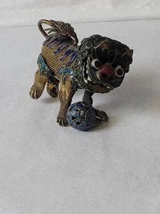 Antique Chinese Enamel & Brass Foo Dog Delicates Filigree Moving Head Pendant - Picture 1 of 9