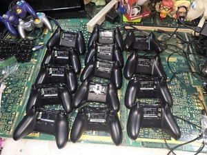 LOTE 16 controladores Microsoft Xbox ONE DONANTE DEFECTUOSO Modelo 1537 - Problemas - PIEZAS - Imagen 1 de 20