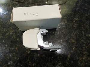 Pie de máquina de coser RWA-I 1 NUNCA USADO ENVÍO GRATUITO - Imagen 1 de 4