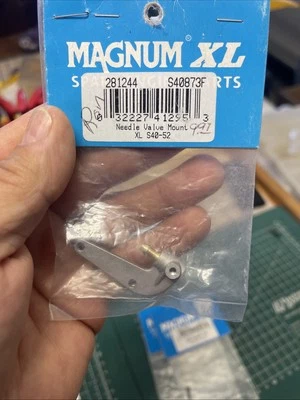 Magnum needle valve mount XLS 40–52 part number 281244 - Image 1 of 2