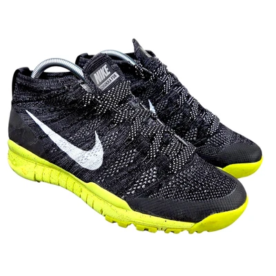 Tênis esportivo Nike Flyknit Trainer Chukka FSB preto Volt feminino tamanho 8.5 - Imagem 1 de 4