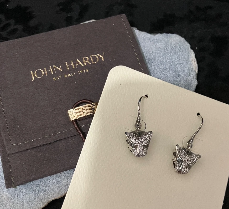 💕Pendientes de Macan de Plata Esterlina John Hardy con Pavé de Diamantes Topacio Azul Usados en Excelente Condición! Foto 1 de 1