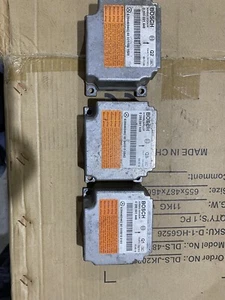 Airbag Steuergerät Mercedes Vito W639  0285001448  6394460442  0 285 001 448 - Bild 1 von 4