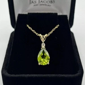 Pear Cut Simulated Green Peridot Women's Teardrop Pendant 14k Yellow Gold Plated - Picture 1 of 6