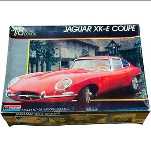 Monogram 1/8 Jaguar E-Type Jaguar XK-E Coupe Plastic model - Picture 1 of 11