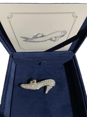 Broche Zapatilla Disney-Swarovski Cenicienta PIN con Caja Foto 1 de 4