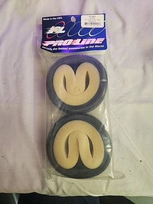 Proline #9016 M2 1/8 Scale Tire Buggy Cellblock - Image 1 of 3