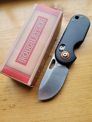 Cuchillo Plegable Rough Ryder 2" Acabado Satinado 440 Hoja de Acero Negro Mango de Aluminio Foto 1 de 4