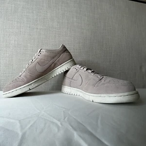 Size 7 Men’s 8.5 Wmns - Nike Dunk Low Silt Red 2017 - Picture 1 of 6