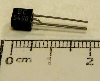 30 pieces BC549 New Old Stock 3pin transistor - Image 1 of 4