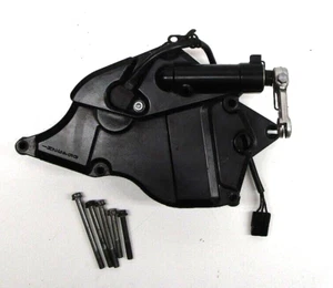 2008-2009 08-09 Suzuki GSXR 750 GSXR750 Front Sprocket Cover Engine Case OEM - Picture 1 of 5