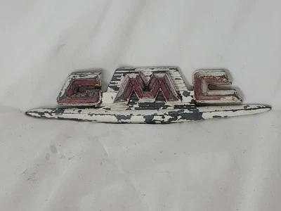 Camión GMC emblema de guardabarros vintage 1958 1959 # 2362154.      (#2) Foto 1 de 4