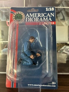 American Diorama 1:18 Weekend Car Show Male Figure Mechanic Tony Inflating Tire - Picture 1 of 2
