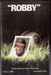 Original 1982 San Francisco Giants "Robby" Photo Album SGA Frank Robinson HOF - Picture 1 of 1