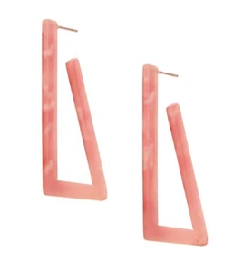 Light Pink Hoop Earrings Skinny Marbled Geometric Right Triangle 1 15/16” - Foto 1 di 2