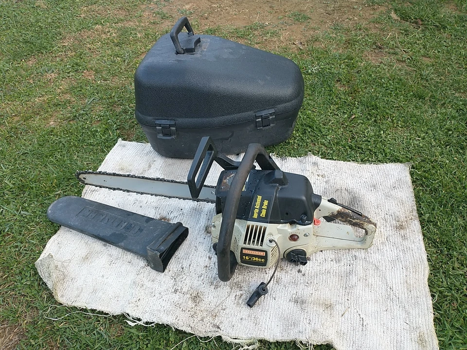 Craftsman 16" 36cc CHAINSAW With Case FOR PARTS OR REPAIR - Image 1 of 4