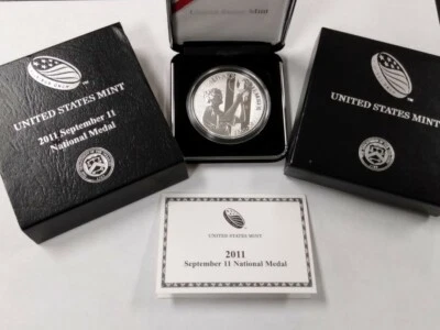 2011 U.S. SEPTEMBER 11 NATIONAL MEDAL 1 ounce silver cd - Image 1 of 3