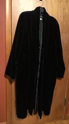 Vintage 1980s Black Velvet Glam Gothic Full Length Coat LARGE JS Collections - Image 1 of 4