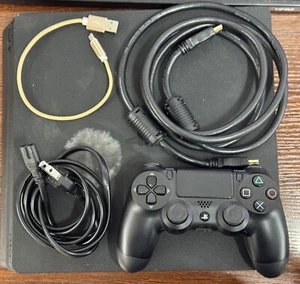 PS4 PlayStation 4 Slim Edition 1TB Firmware 11.52 - Black with Controller Cables - Picture 1 of 6