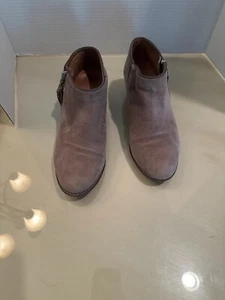 Botines ortopédicos Vionic Serena gamuza tostada talla 8,5 - Imagen 1 de 17