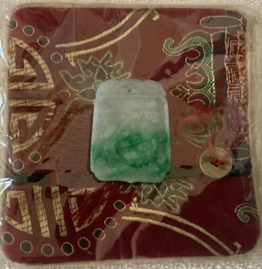jade pendant - Picture 1 of 5
