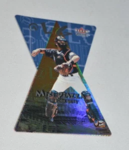 2001 FLEER GENUINE - MIKE PIAZZA CATCHER NEW YORK METS AT LARGE CARD 13 OF 15 - Picture 1 of 4