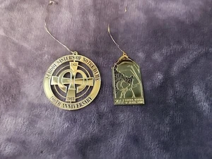 Beautiful Lot 2 Gold Finish School Sisters Of Notre Dame Ornaments 2017 & 2013 - Picture 1 of 7