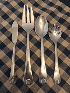 Reed & Barton Select Bayview Shell Glossy Stainless Flatware 4 pc. Serving Set - Picture 1 of 3