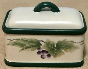 Pfaltzgraff Ceramic Jamberry Recipe Box with Lid  JAN2020 - Picture 1 of 12