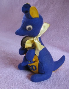 KANGAROO STUFFED ANIMAL, UCD, PERSONALITY PET BY COLLEGIATE MFG CO, IOWA - Picture 1 of 11