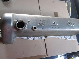 Mercedes W111 / 220SE M127 / M180 Ventildeckel - Picture 1 of 2